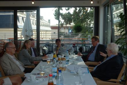 ak roundtable1 20120905